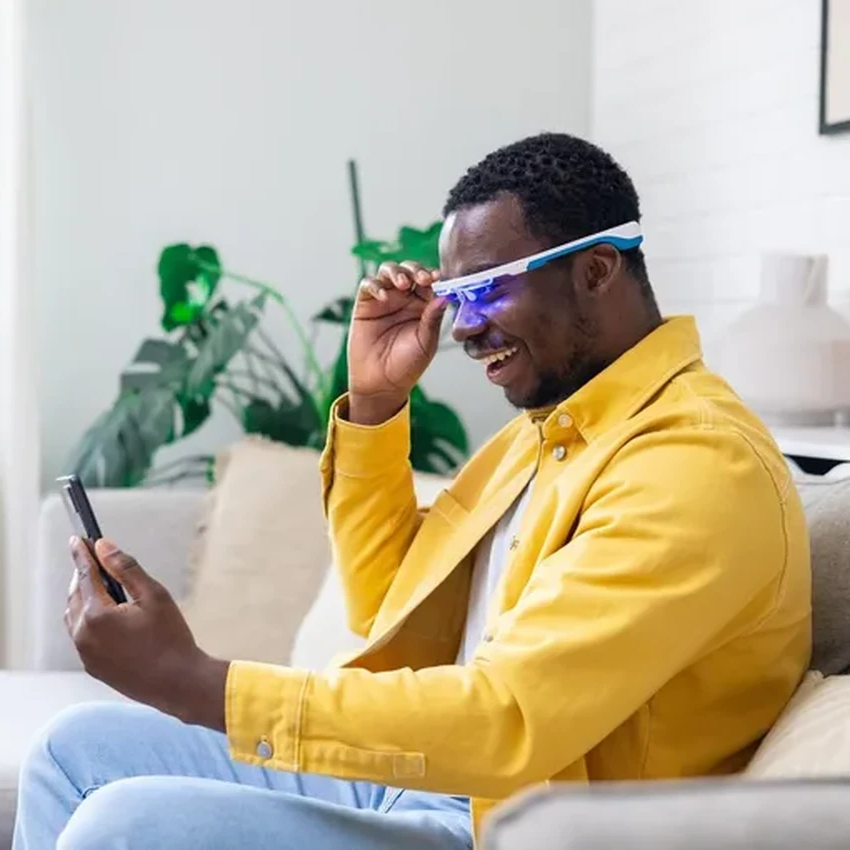 Гаджеты для учёбы и дома: подборка техники для всей семьи