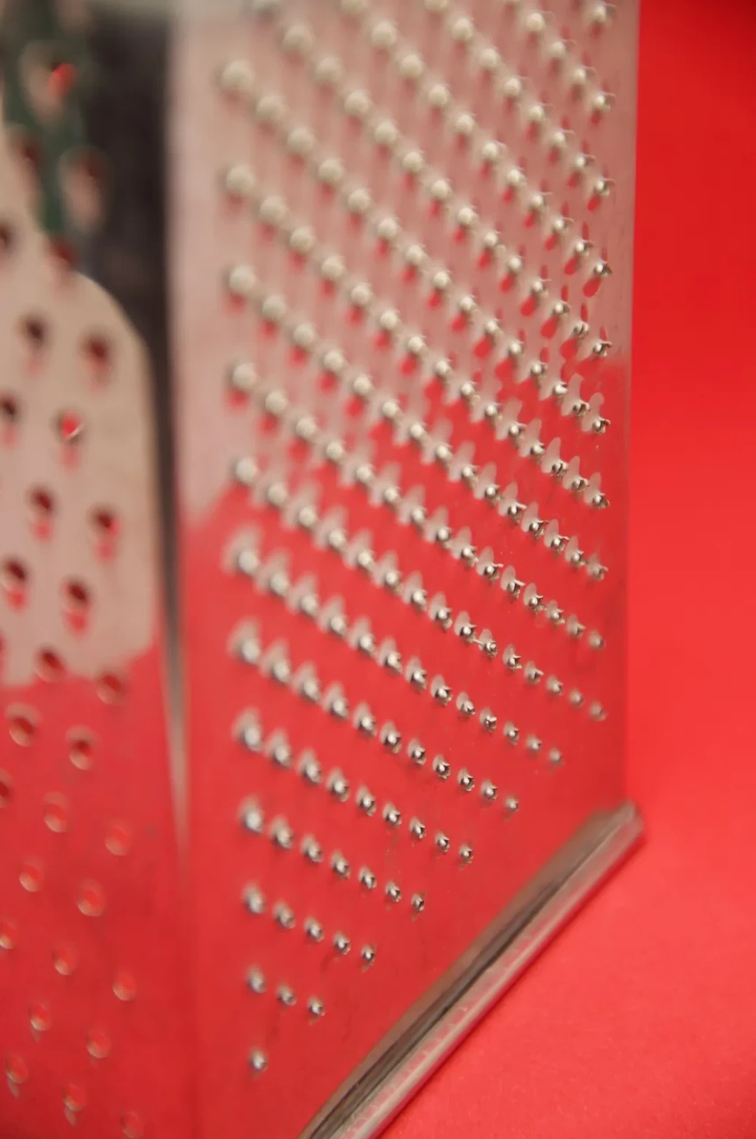 Как легко отмыть терку: 5 проверенных способов для чистоты без усилий