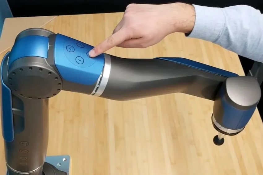 Новый подход: как любое прикосновение к роботу превращается в команду