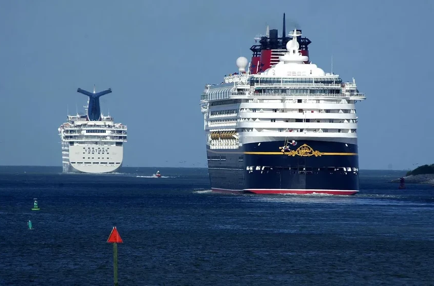 К 2050 году круизные лайнеры вырастут в 8 раз против «Титаника». В чем риск?