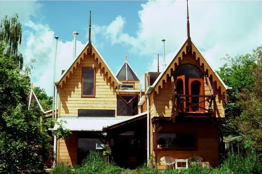 Архитектор, который строит дома-конструкторы: яркий проект из Новой Зеландии