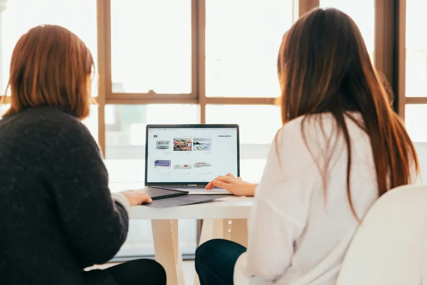 Как технологии меняют благотворительность: цифровые инструменты для фондов в России