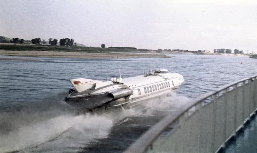 Невероятные истории советского газотурбохода «Буревестник»: от огненных испытаний до столкновений