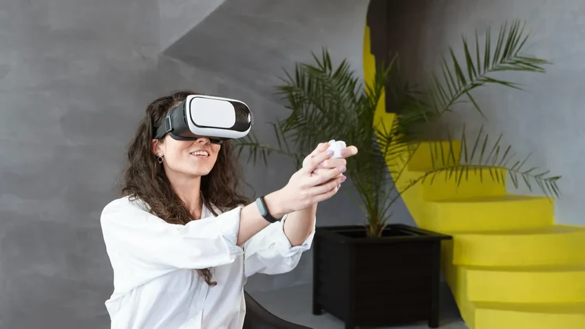 Как VR-технологии обучают не только ремеслу, но и человечности