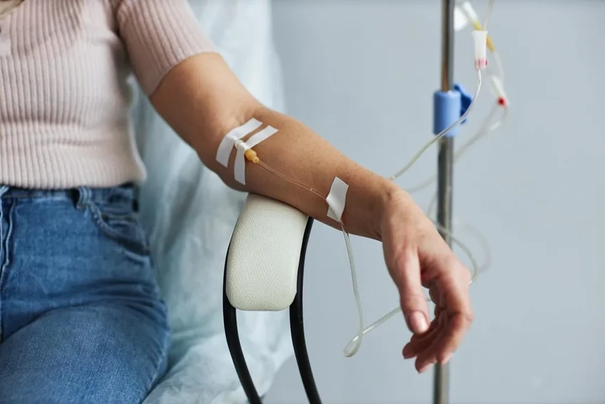 Бактерии из лягушек против рака: прорыв в онкологии из неожиданного источника