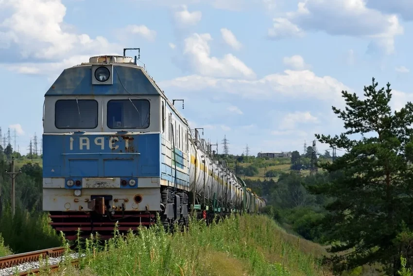 ТЭРА-1: почему уникальный российско-американский тепловоз продают на «Авито»