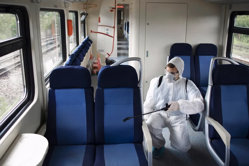 Почему в самолетах синие кресла: психология, практичность и секреты авиакомпаний