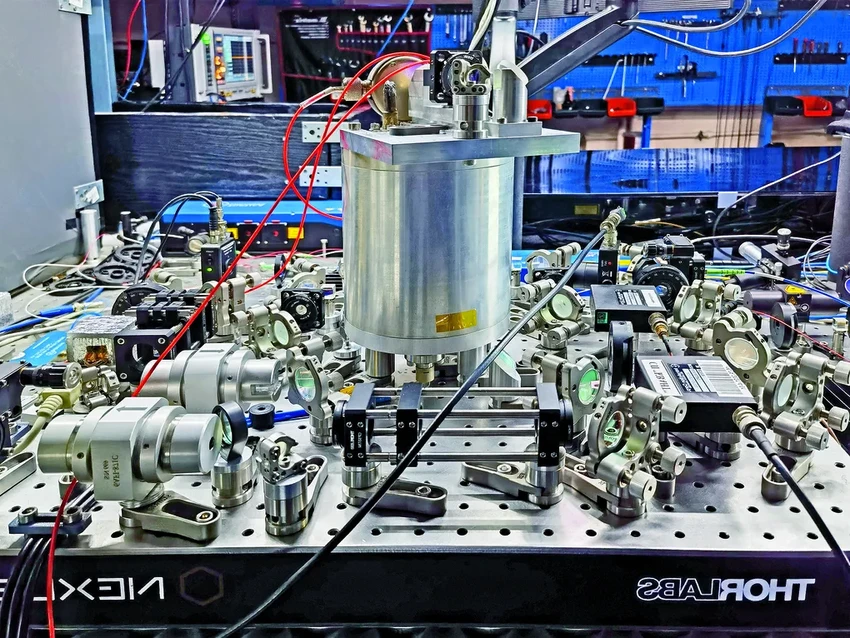 Как создают квантовый компьютер в России: ионные ловушки и кудиты