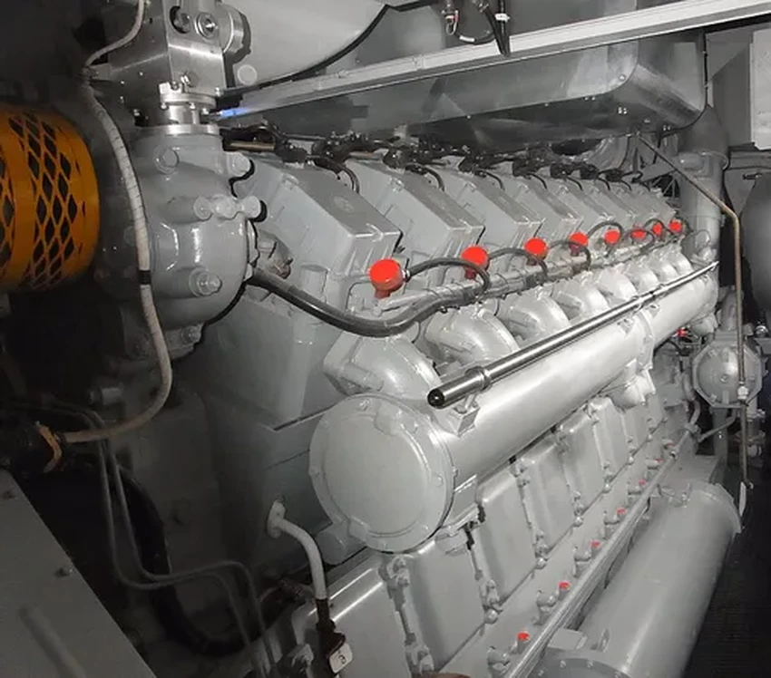 Заправка тепловоза: сколько топлива съедает локомотив