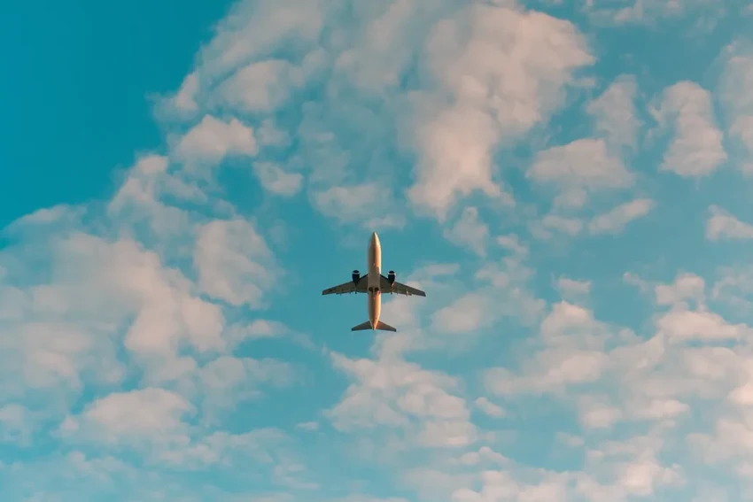 Первый пассажирский рейс через Атлантику на 100% экологичном авиационном топливе