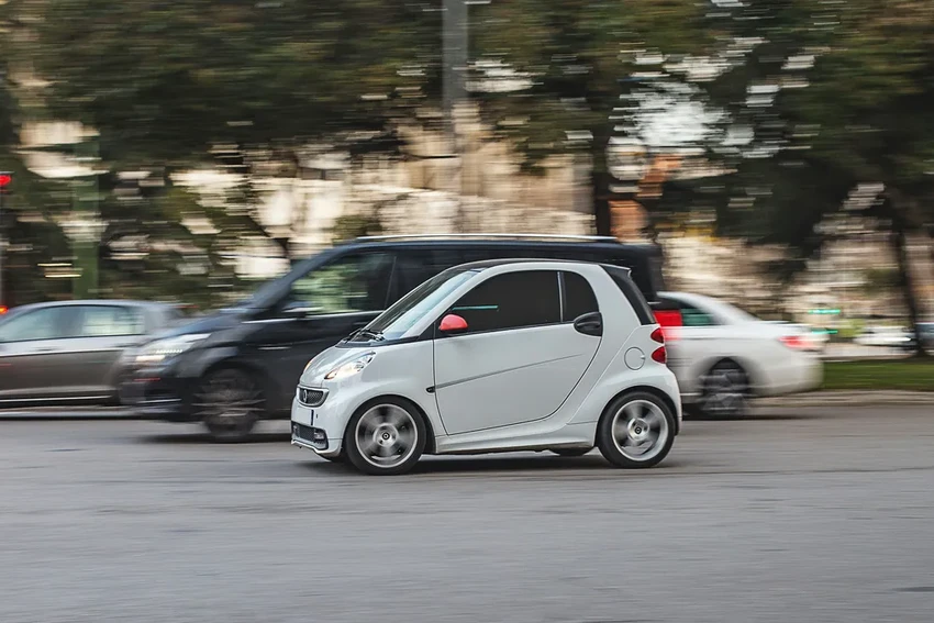 Электромобили: забытая история и неоднозначное возвращение на дороги
