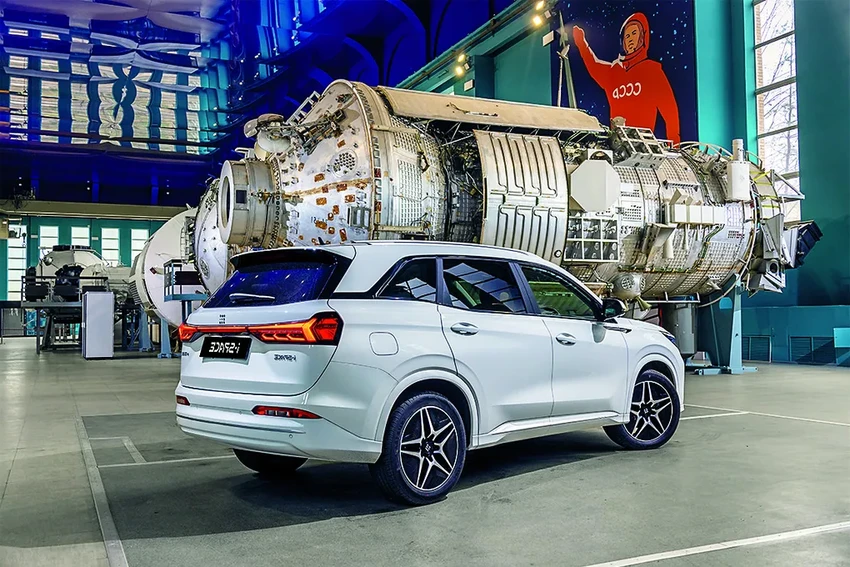 Evolute i-Space: как семиместный гибрид удивил экономичностью и динамикой