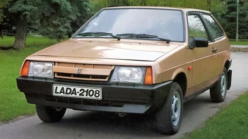 Загадка хромированной решетки: почему Lada 2107 выделялась на фоне других