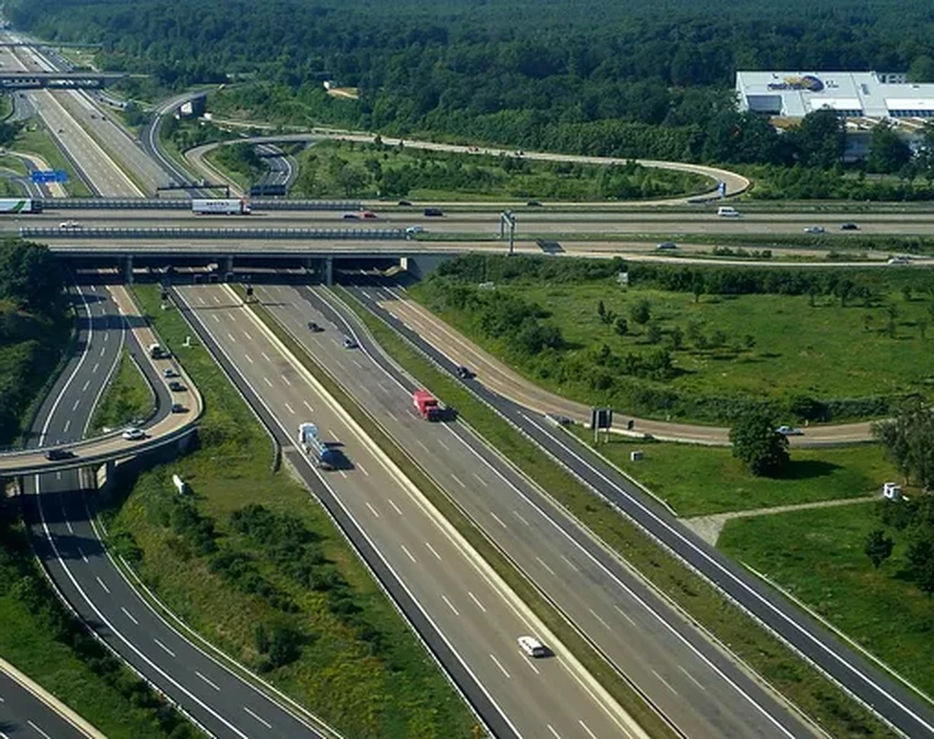 Немецкие автобаны: мифы о безлимитной скорости, полиция и стоимость содержания