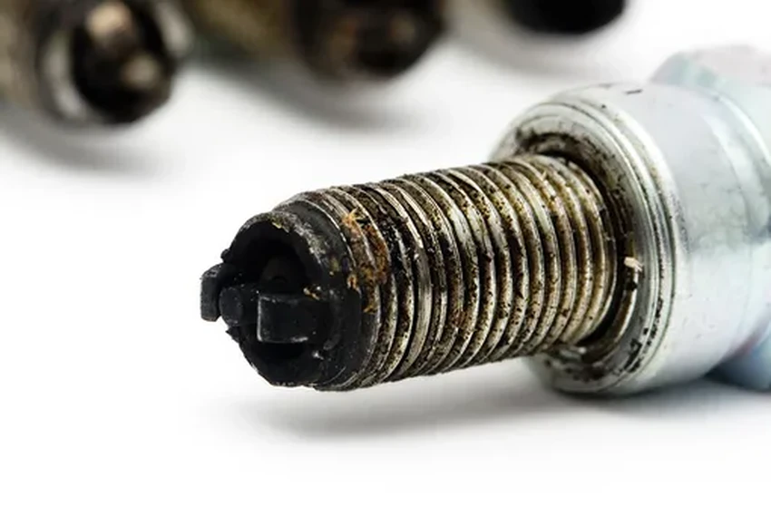 Как проверить подержанный автомобиль на высокий расход масла: признаки и диагностика