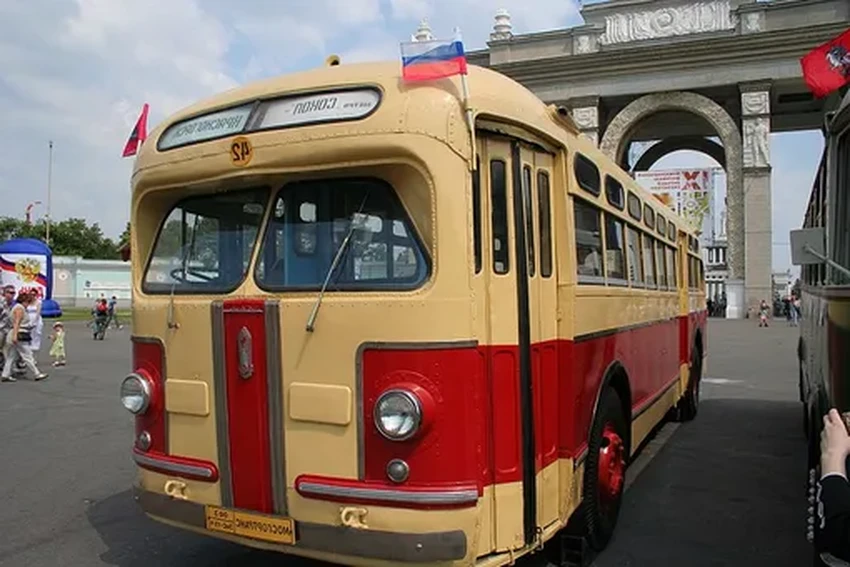 После войны: на каких автомобилях и автобусах начиналась новая жизнь СССР