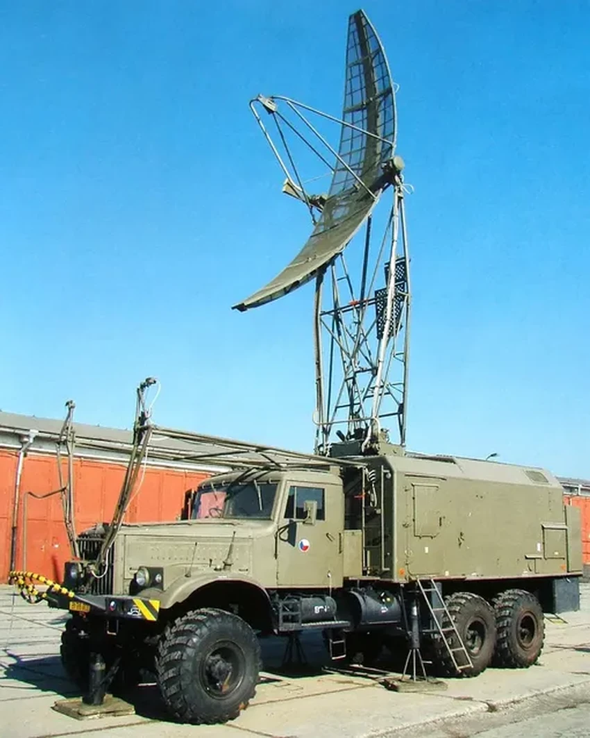 От грузовика до мостоукладчика: 10 военных спецмашин на базе КрАЗа