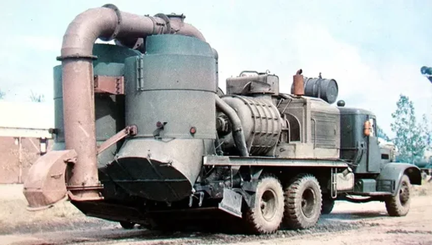 От грузовика до мостоукладчика: 10 военных спецмашин на базе КрАЗа