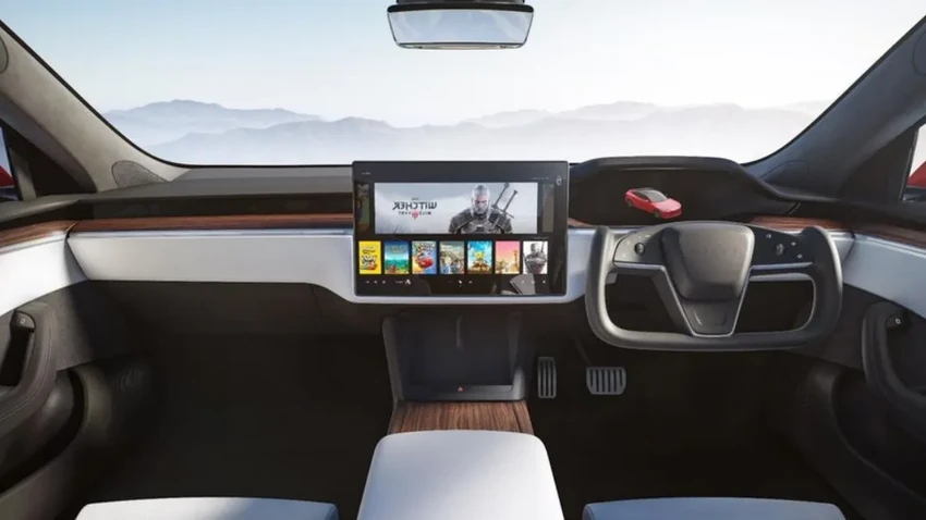 Обман маркетологов: почему «спортивный» руль с плоским низом не для гонок