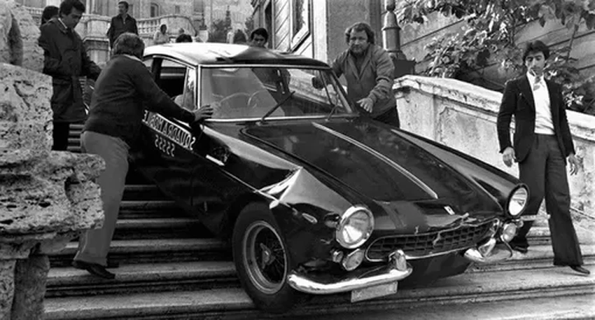 Итальянская полиция на Ferrari: как спорткар стал главным кошмаром мафиози