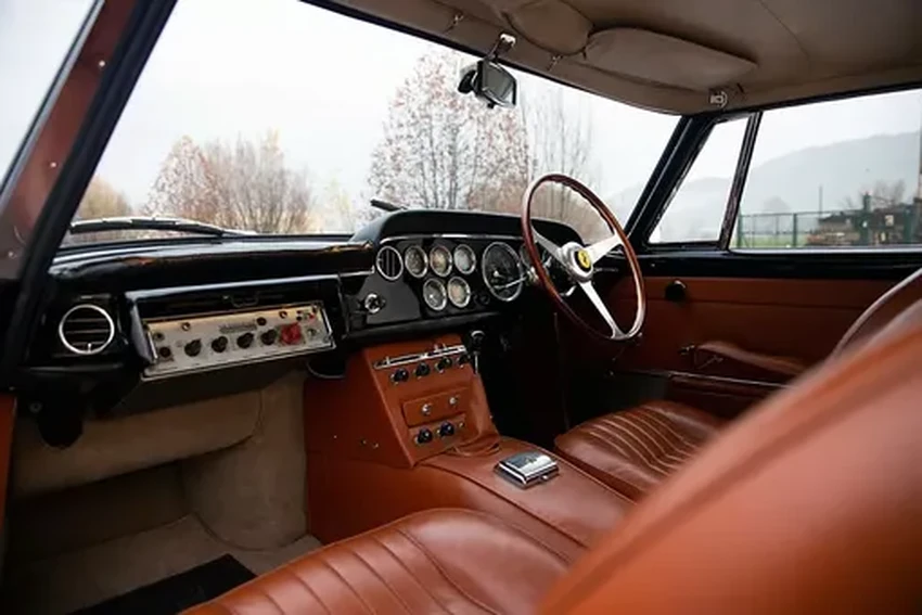 Итальянская полиция на Ferrari: как спорткар стал главным кошмаром мафиози