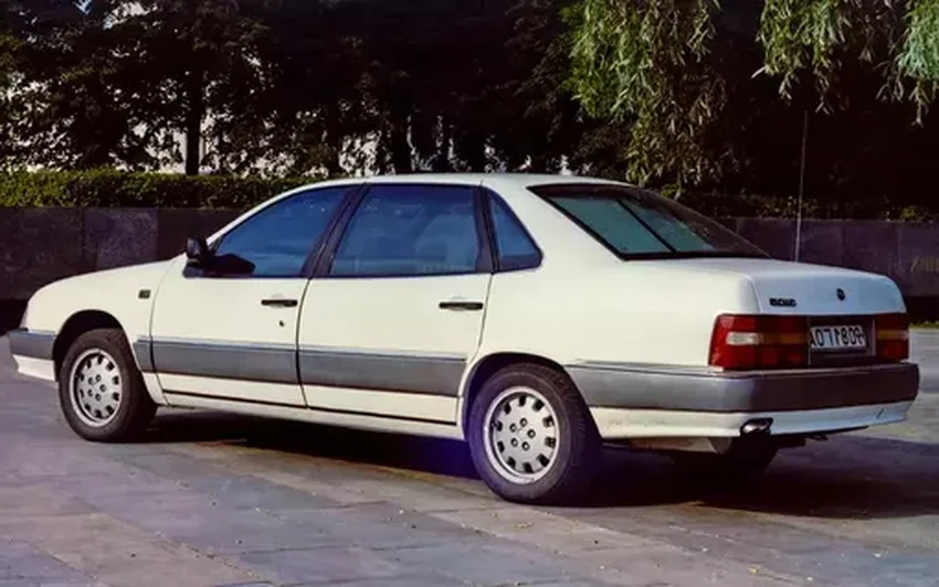 Забытые прототипы «Волги»: роскошные советские седаны, которые удивили Европу