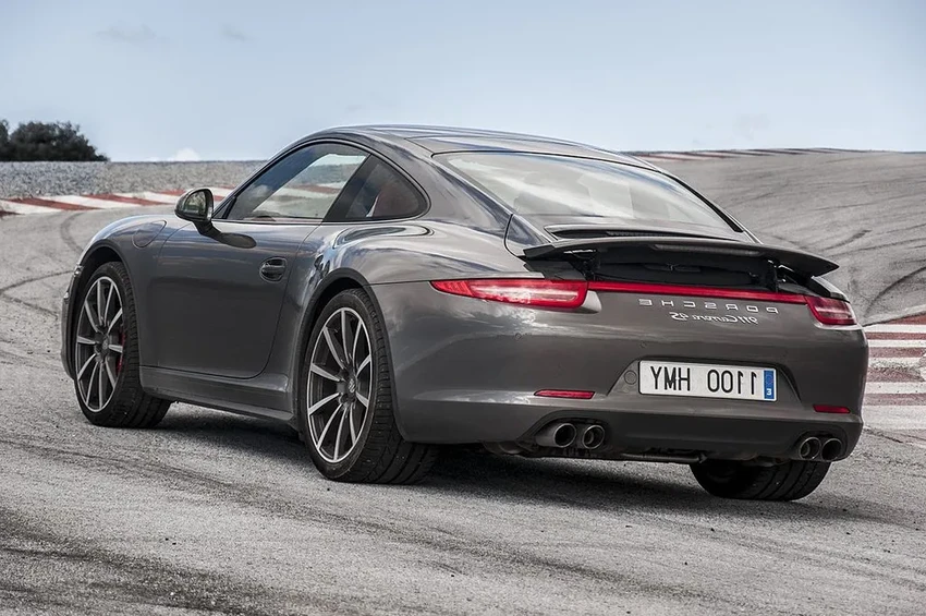 Оппозитный двигатель: главные преимущества и скрытые недостатки