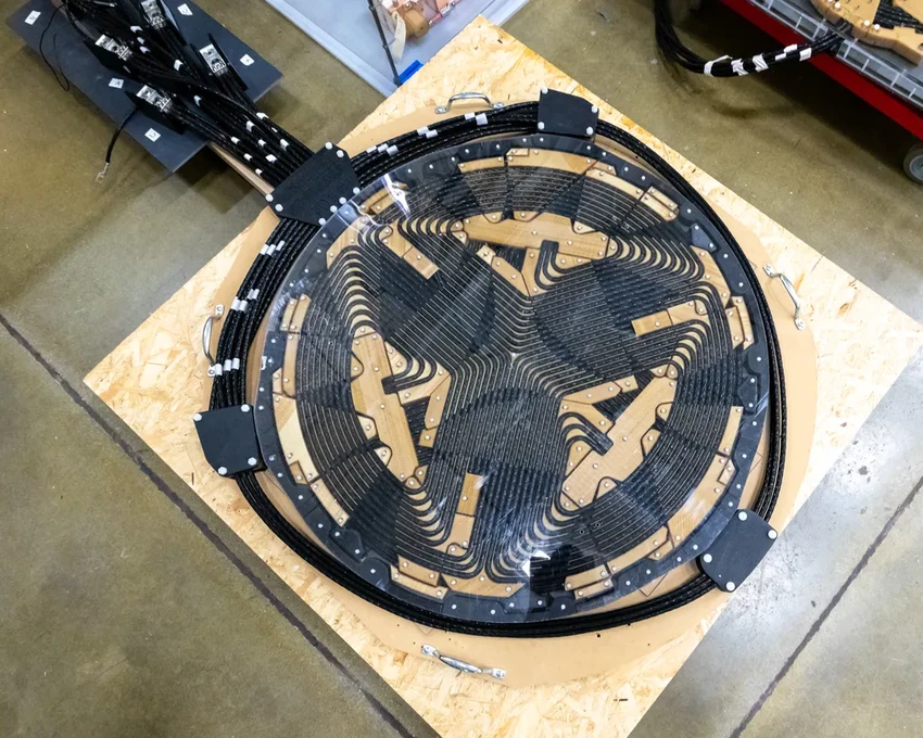 Беспроводная зарядка за 10 минут: новый рекорд скорости для электромобилей