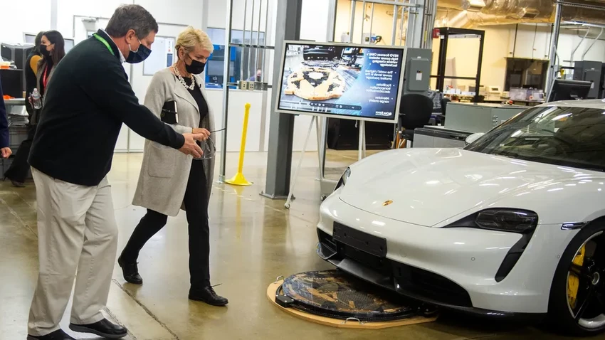 Беспроводная зарядка за 10 минут: новый рекорд скорости для электромобилей