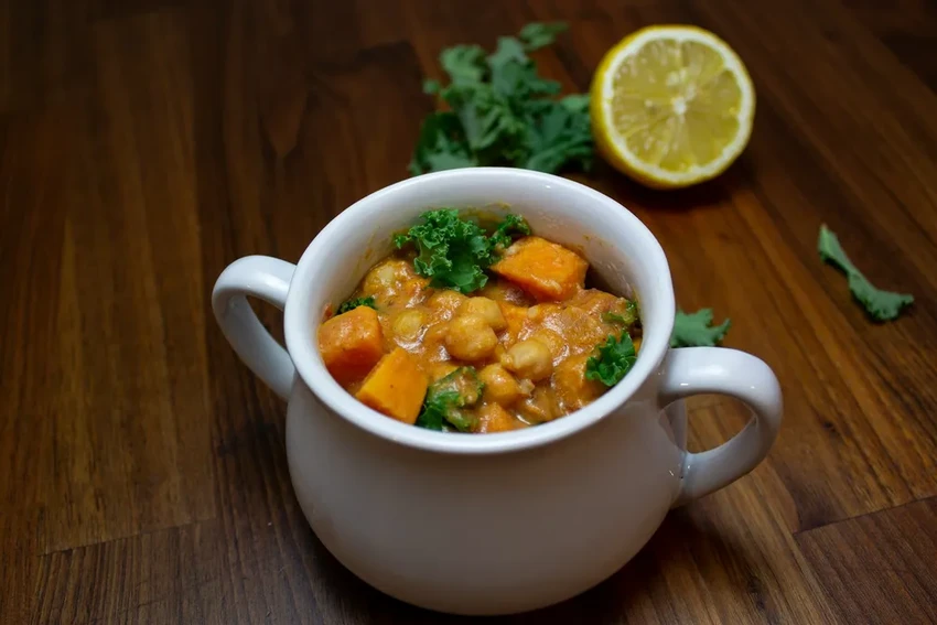 Польза приправы карри для здоровья: от защиты сердца до борьбы с воспалением