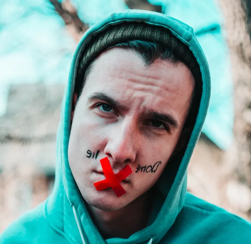 Распознает ложь лучше человека: почему цифровой детектор вызывает споры