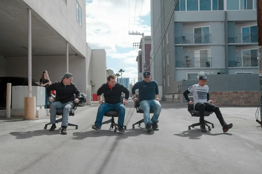 Ученые выяснили, какой стул лучше для спины при сидячей работе