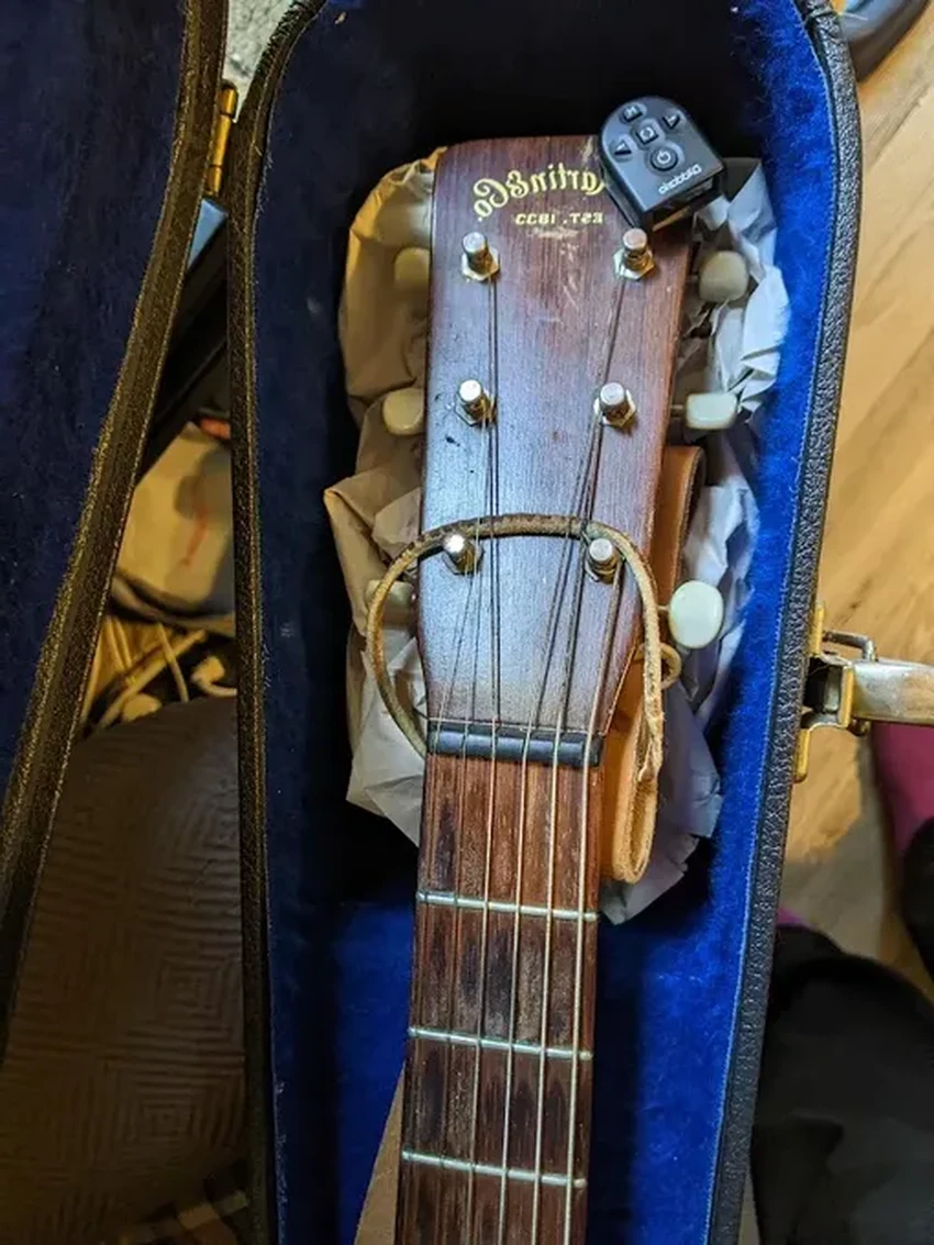 Перевозка гитары в самолёте: как гарантированно довезти инструмент в целости