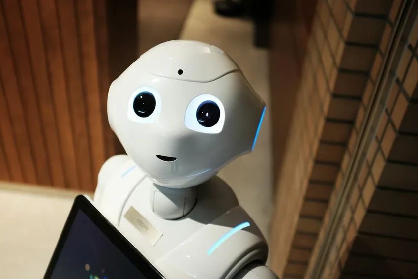 Искусственный интеллект пишет смешнее людей: результаты исследования