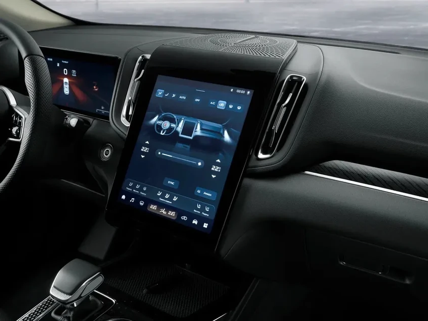 Новый кроссовер HONGQI HS3: характеристики, цены и комплектации в России