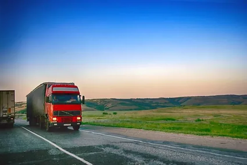 Как велосипедисту выйти из 5 частых и опасных дорожных ситуаций