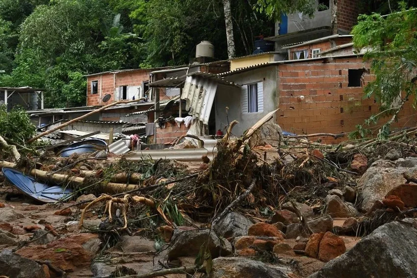 Новая модель прогноза штормовых нагонов: синтез искусственного интеллекта и физических законов