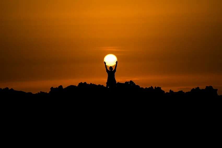 Рекордное солнцестояние: почему самый длинный день в 2024 году наступил раньше всех