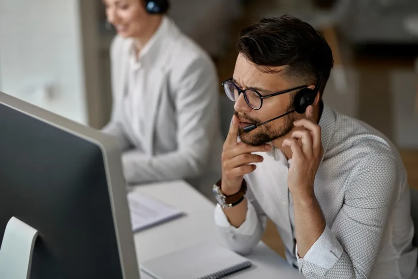 Японский ИИ-фильтр для колл-центров: как превратить крик в спокойную речь