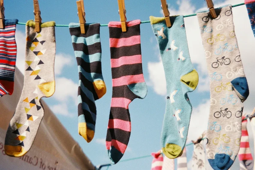 Зачем носить носки летом: 4 причины для здоровья ног и вашего комфорта