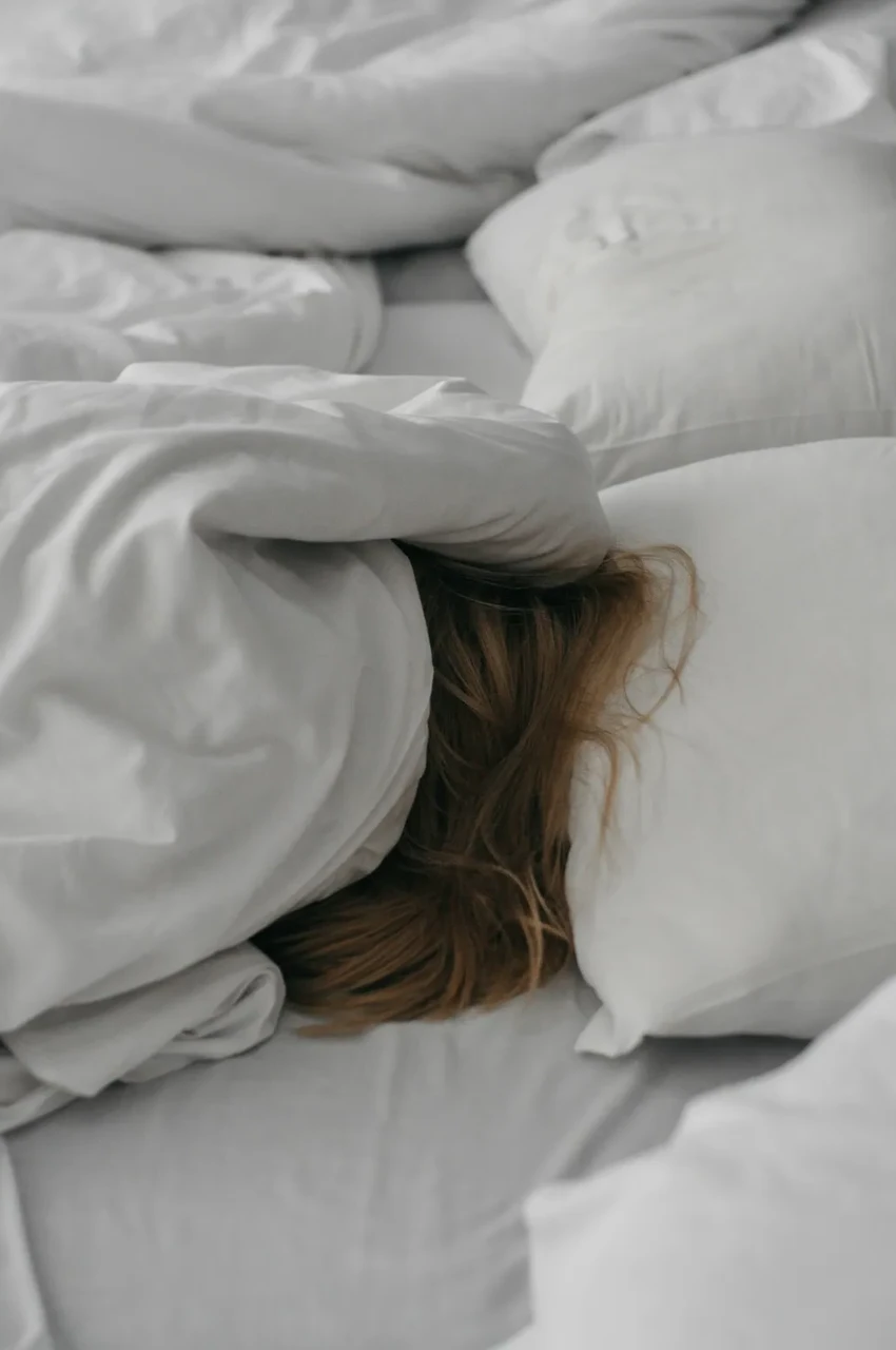 Мелатонин для зрения: как «гормон сна» защищает от возрастной дегенерации