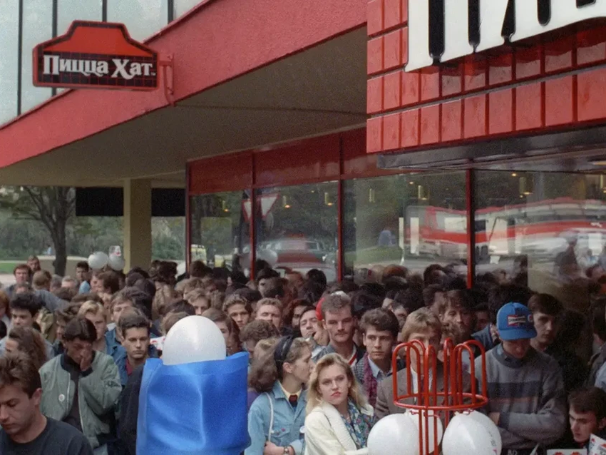 Как Pepsi получила советские подлодки за лимонад в 1989 году