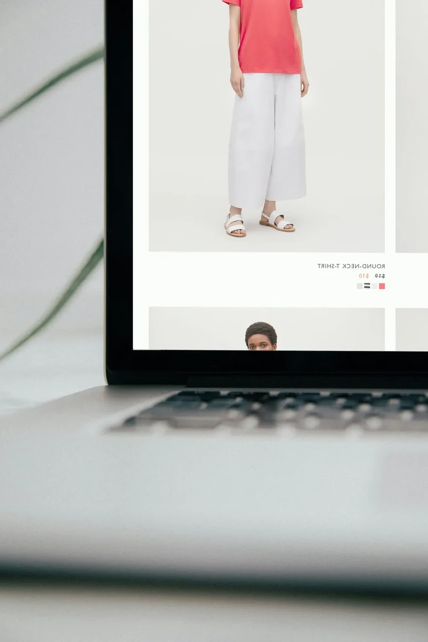 Почему мы тратим больше 2 часов в день, мечтая о покупках: данные опроса