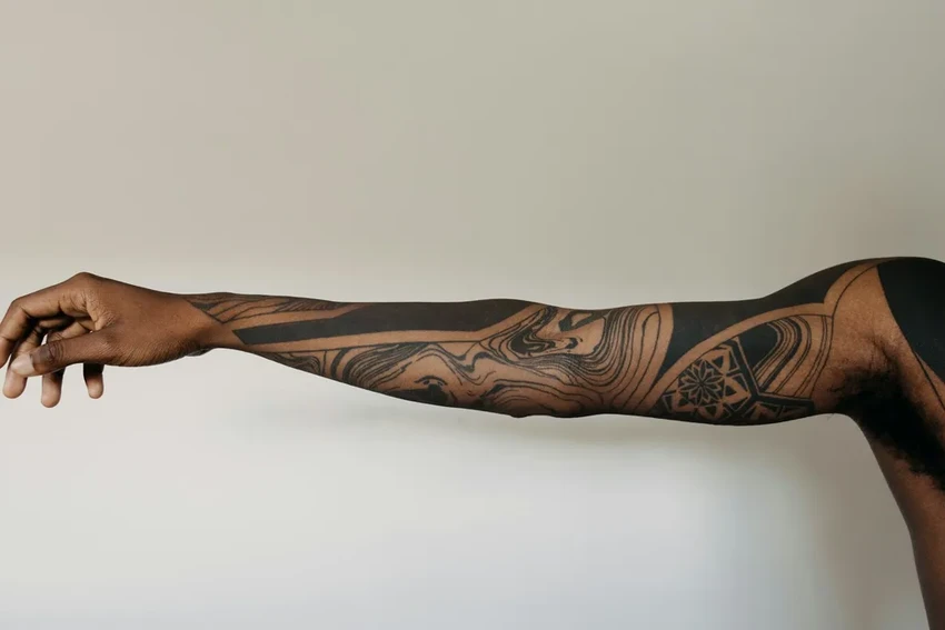 Ученые выяснили: наличие татуировки повышает риск лимфомы на 21%