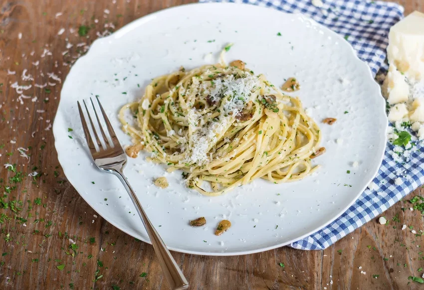 Чем заменить сливочное масло: 30 альтернатив для выпечки и блюд