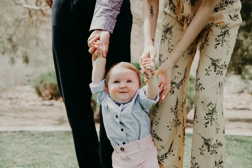 Как способ родов влияет на иммунитет: кесарево сечение и эффективность вакцин