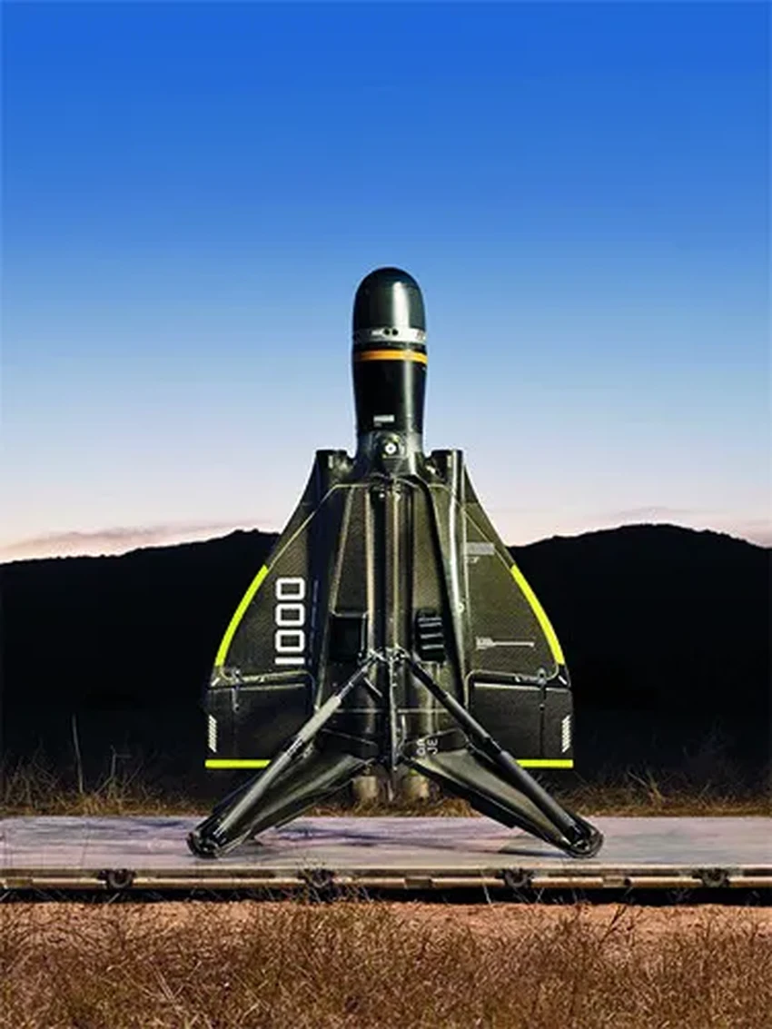 Выставка в Дубае: обзор новейших боевых дронов и барражирующих боеприпасов