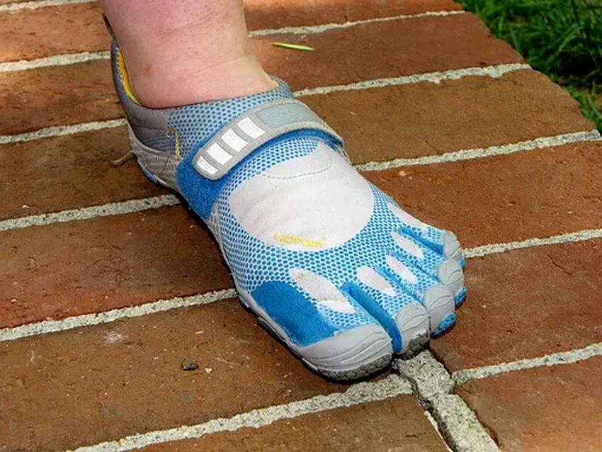 Бег босиком: как начать правильно и избежать травм