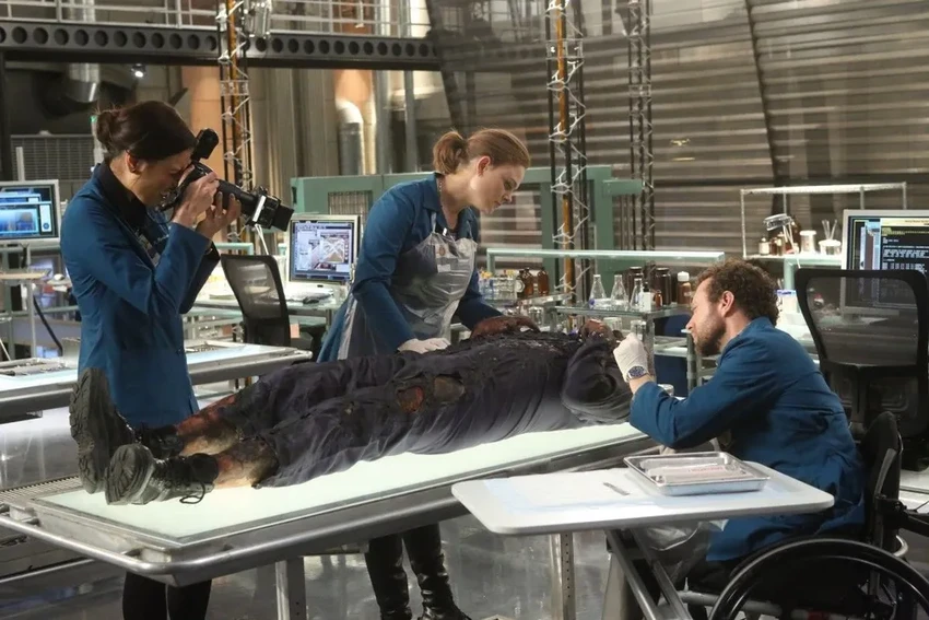 Учёные нашли универсальный набор микробов для точного определения времени смерти