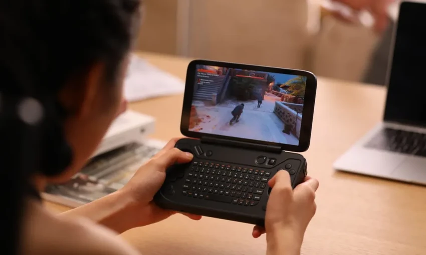 AYANEO Flip: две складные консоли с Windows — с клавиатурой или вторым экраном